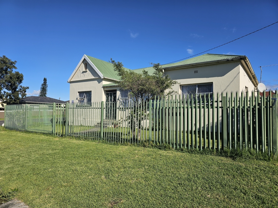 To Let 2 Bedroom Property for Rent in Cambridge Eastern Cape